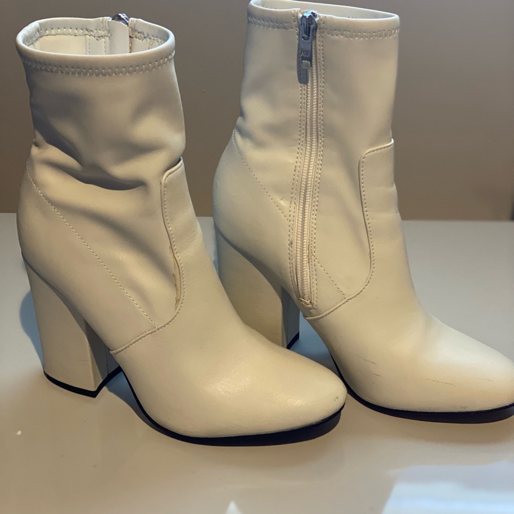 White Ankle boots